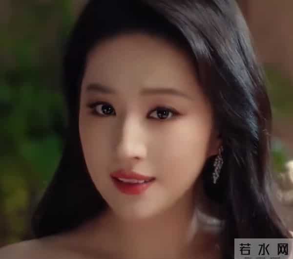 刘亦菲易烊千玺强强联手，女的脸部肉多变肿了，男的略显老气