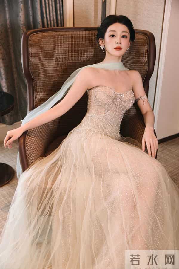 女明星，陈芳彤，胖胖的好可爱啊啊啊啊啊！我爱甜妹！