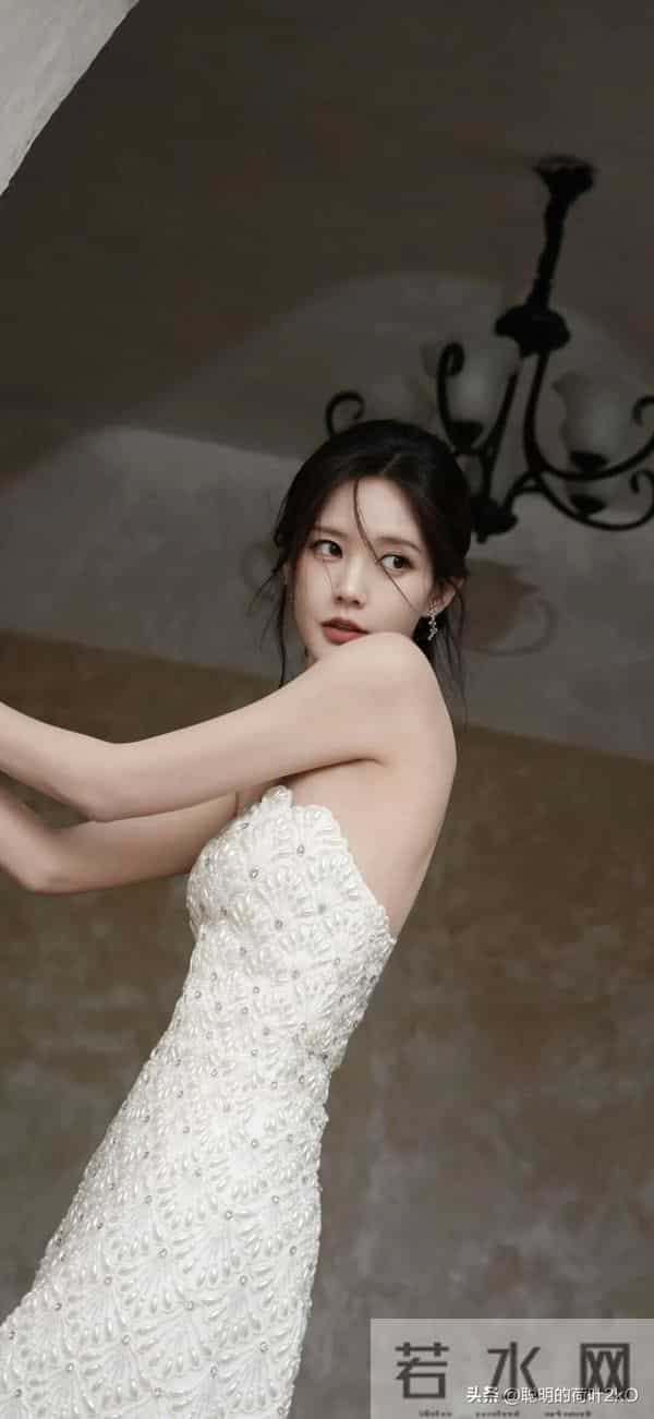 李一桐魅力笑容