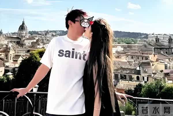 懒懒图个啥？前一天才晒亲吻照，王思聪隔天就陪新女伴，太抓马了