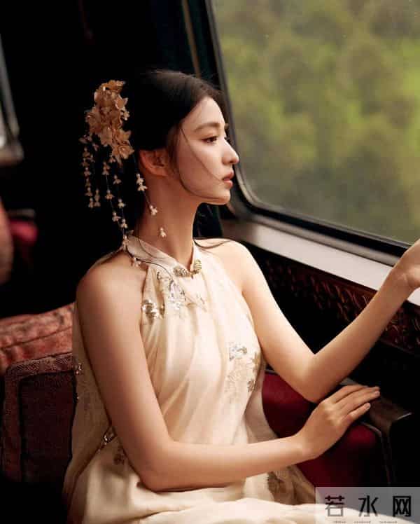 王楚然 大青衣长相 大气自信漂亮