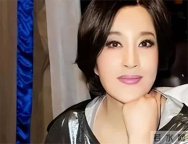 刘晓庆大胆谈“性”!不忍无性婚姻,4婚3离后一直是“女王”