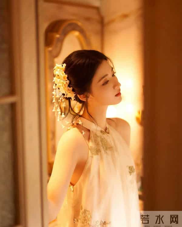 王楚然 大青衣长相 大气自信漂亮