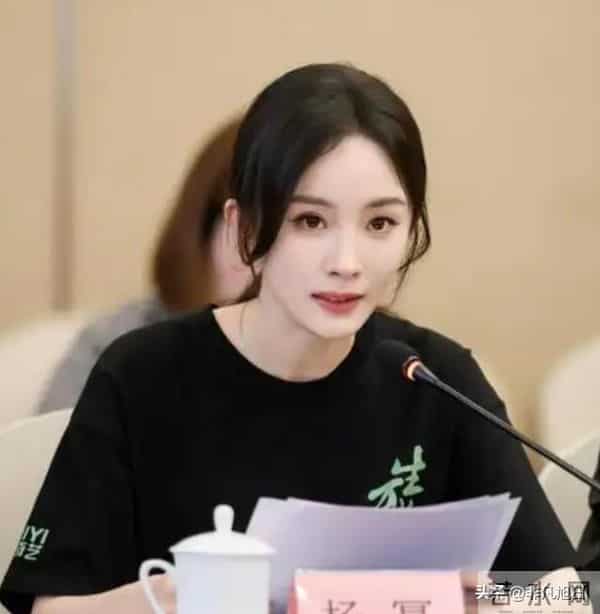 刘恺威没想到，香港大火1天后，杨幂因一个特殊举动实现口碑暴涨