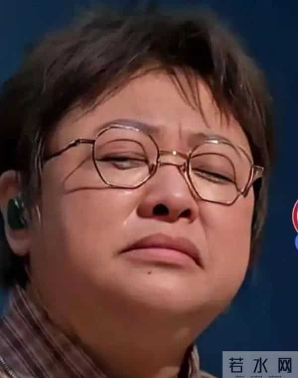 人在做天在看，韩红五年前被网友举报私吞巨款 如今坐着也有“错”