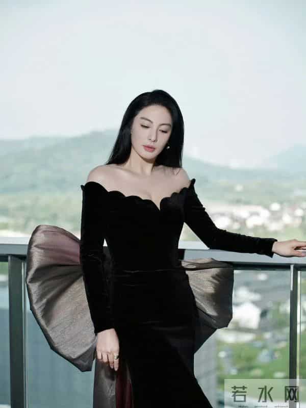 张雨绮 x 黑色礼服·高贵优雅