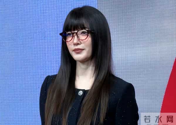 海外产子真相大白6个月，39岁江疏影罕见露面，近照曝光令人意外