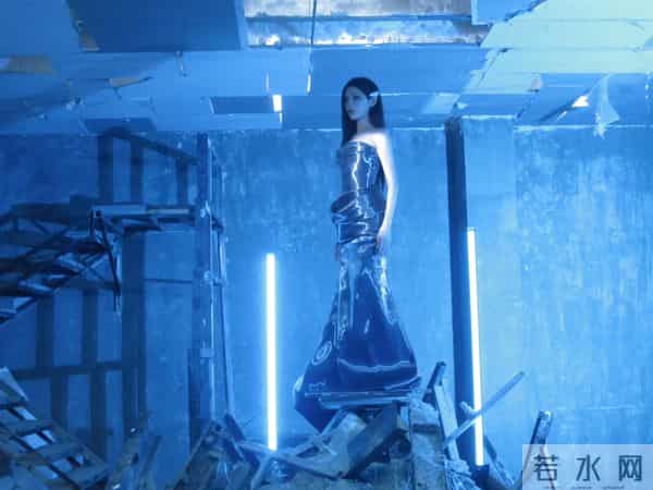 张馨予破百与科幻感