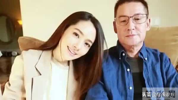 郭碧婷三亚走秀，双目无神被张予曦抢风头，曾曝女儿被同学孤立