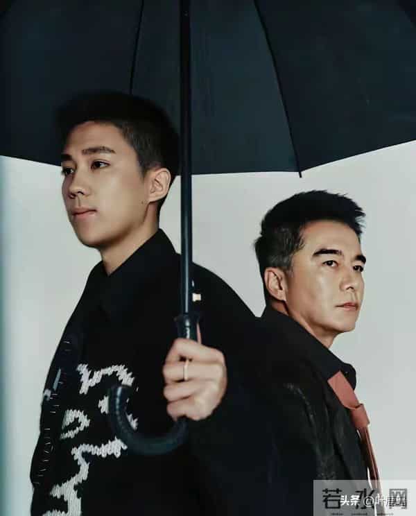 许亚军和儿子同框拍摄时尚大片，这是他和前妻何晴的孩子，叫许何