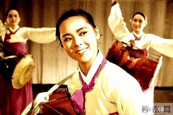 刘尚娴：因饰演《英雄儿女》中的“王芳”走红，患难婚姻格外美丽