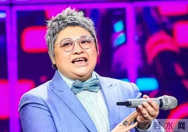 香港大火这次，5年前深陷“假慈善”风波的韩红，狠狠打脸举报者