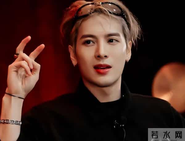 身患抑郁、被朋友骗走财产，今自爆医美，31岁的他给所有人提了醒