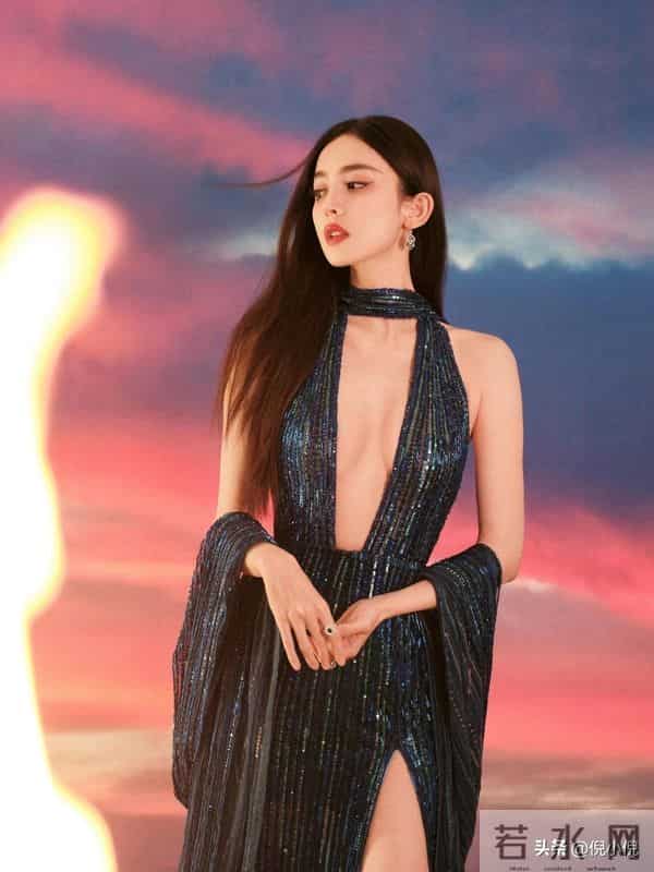 古力娜扎真的从头美到脚，不愧是战袍之神