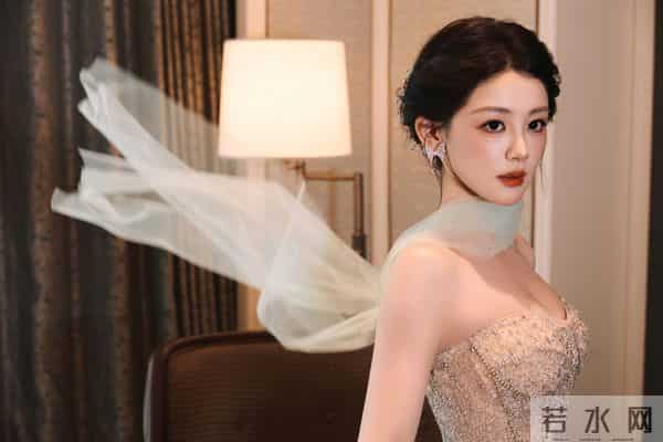 女明星，陈芳彤，胖胖的好可爱啊啊啊啊啊！我爱甜妹！