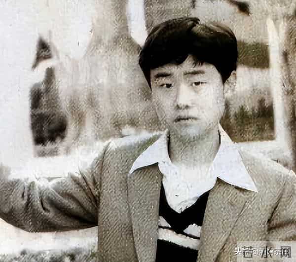 他是上海滑稽戏泰斗，周立波曾是他的学生，86岁和妻子相继去世