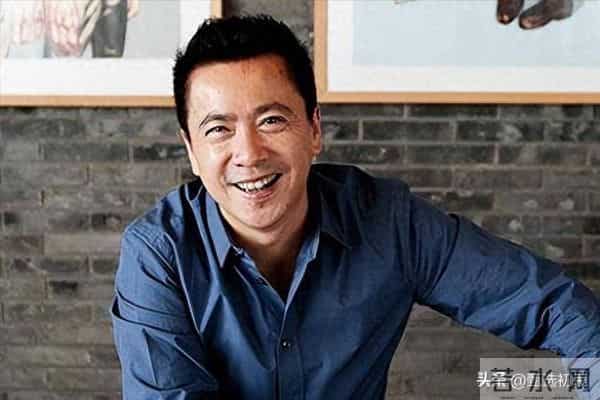 7年败光80亿，55岁王中磊被迫拍视频还债，还曾差点搞垮刘亦菲