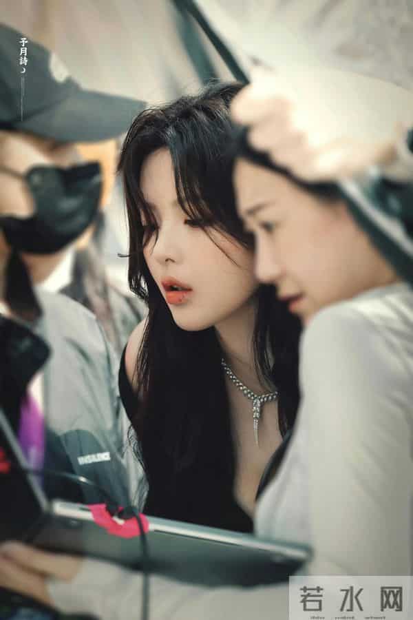 杨超越长大了，真好看