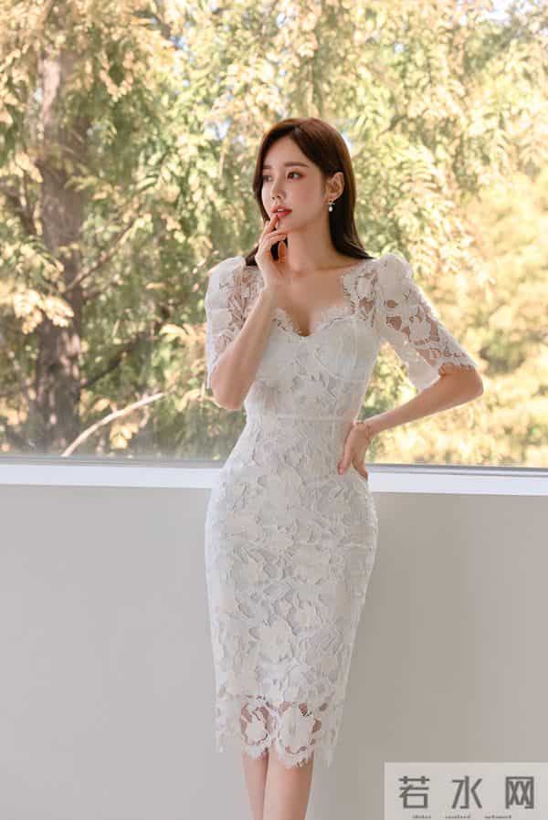 孙允珠——冬叶玲珑奶白缪斯浪漫及膝裙