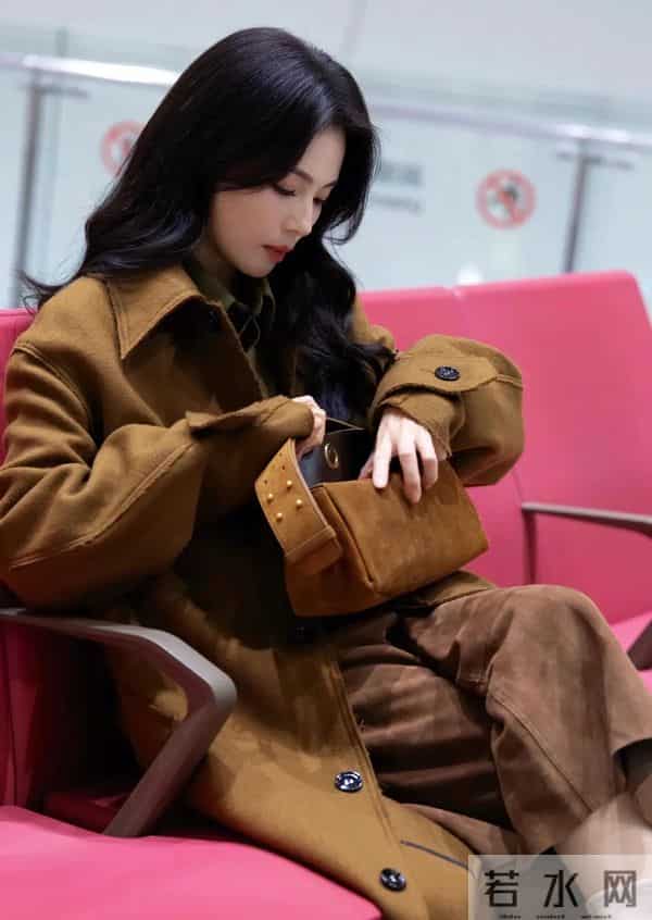 刘涛机场随拍，大气端庄，好美