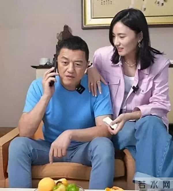 离婚后的金喜彻底开挂,从70平出租房搬进别墅,脱离李亚鹏更加好