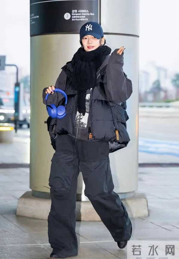 是谁又被柳姐的机场图美到了？！这身穿搭简直是冬日理想型