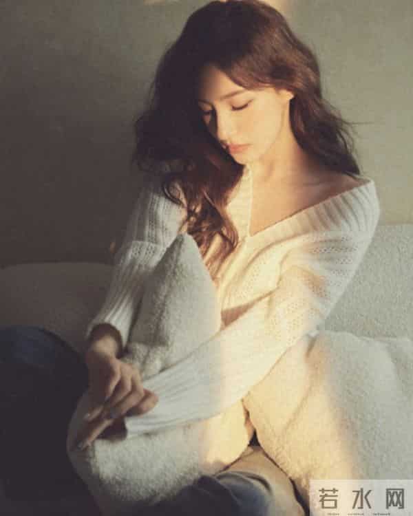 马凡舒，秋日女友氛围感写真