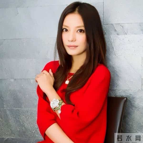 赵薇复出梦碎，前夫表弟被捕，离婚真相藏不住了！