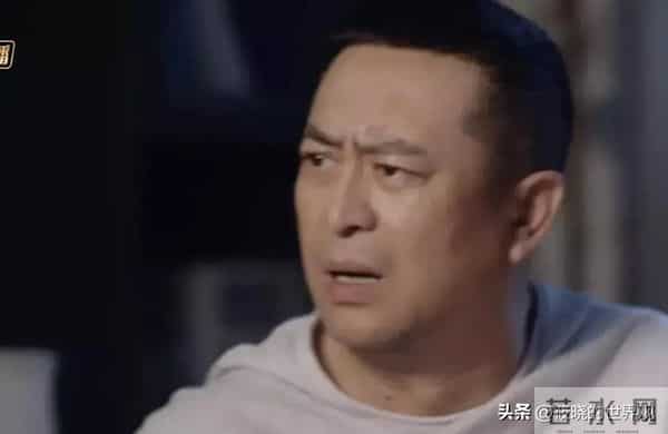 离婚传闻真相大白1年后，55岁张嘉益近况曝出，一点也不让人意外