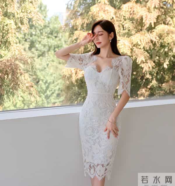 孙允珠——冬叶玲珑奶白缪斯浪漫及膝裙