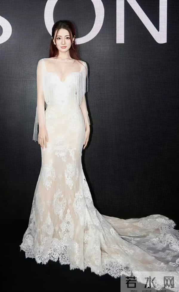 徐璐｜最近很出圈，很性感