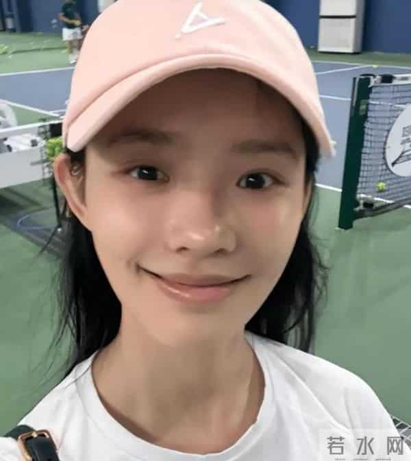 天亮了！与沈腾传绯闻，被骂“三姐”的林允，这次终于扬眉吐气了