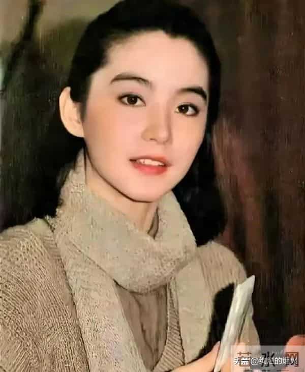 年轻的林青霞,真正称得上美人,看过后你会沦陷