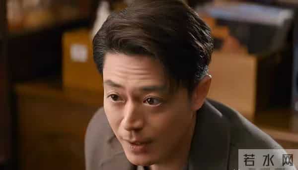 年纪大了就别尬演美男！油光满面脸部肿胀，这是迷倒女人的皮囊？