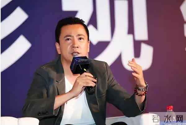 曝“华谊兄弟”王中磊欠债22亿，搬进破败小院生活，妻子带货还债