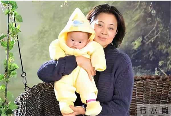 66岁的倪萍没想到，自己40岁的导演继子，如今终于可以为她争光了