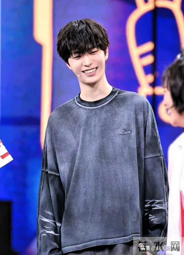 范丞丞这波互动甜到齁！网友疯传：是在变相告白吧？