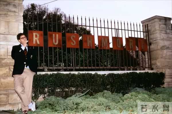 韦斯·安德森的世界，离现实仅仅五步之遥