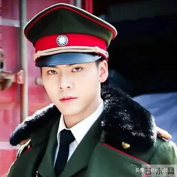 前靠赵露思翻红，后有妻子一个举动实现口碑暴增，陈伟霆才是赢家