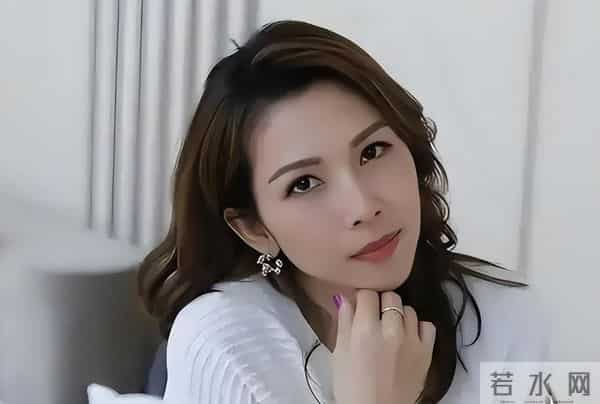 蔡少芬广东车展生图曝光！身材消瘦状态差，网友直呼心疼