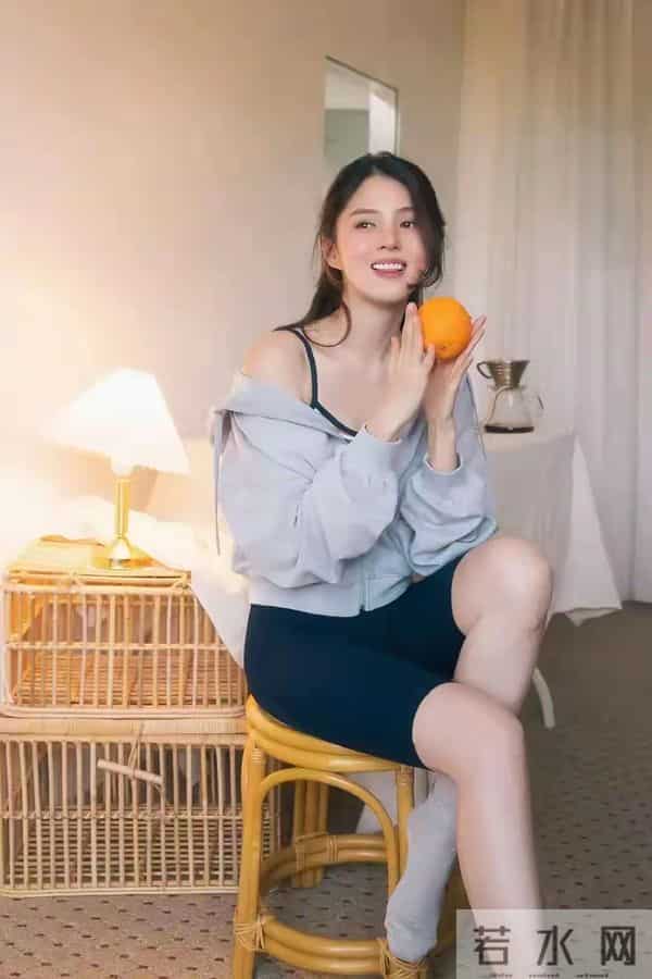 韩国女演员韩素希