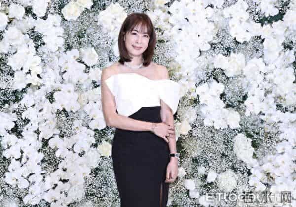 邱泽、许玮宁名字登台北101？贾永婕点头「贾董愿意」　幽默喊：要付钱