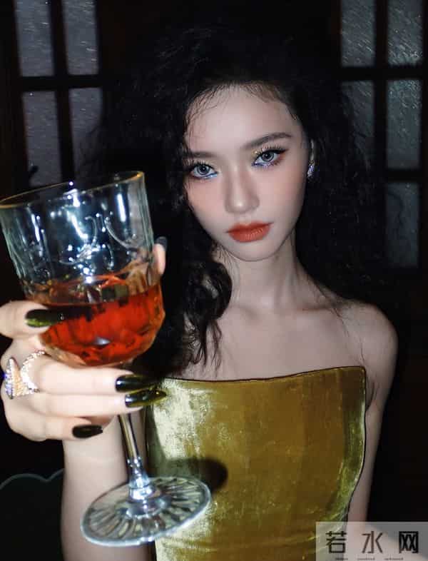 天亮了！与沈腾传绯闻，被骂“三姐”的林允，这次终于扬眉吐气了