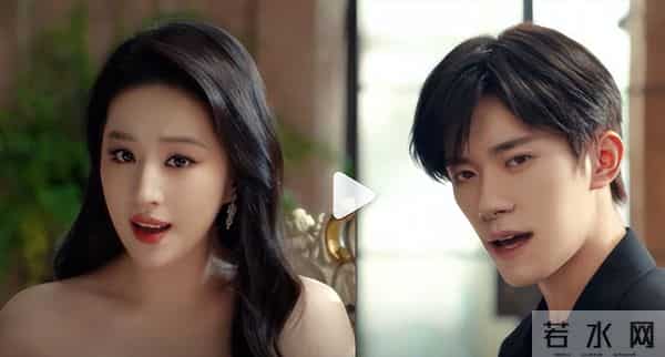 刘亦菲易烊千玺强强联手，女的脸部肉多变肿了，男的略显老气