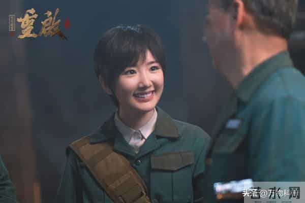 分手8年后，再次官宣喜讯的毛晓彤，已经成陈翔高攀不起的存在