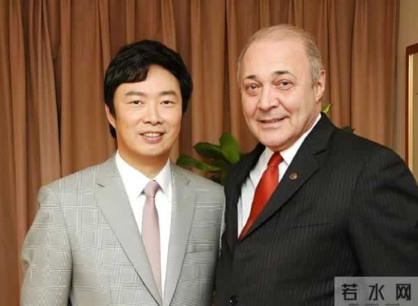 70岁费玉清不孤单：和江蕙互相作伴，把晚年活成了静水深流