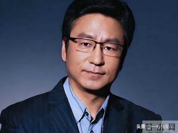 “央视一哥”白岩松，被“病痛”折磨曾多次想不开，令人唏嘘