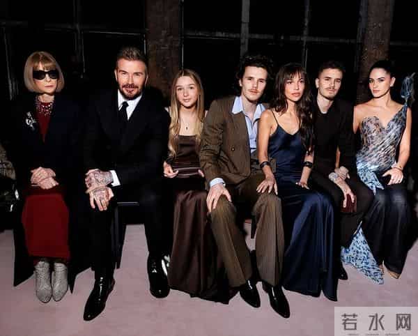 贝克汉姆3个儿子都没遗传高颜值，只有女儿像他，脸蛋漂亮皮肤白