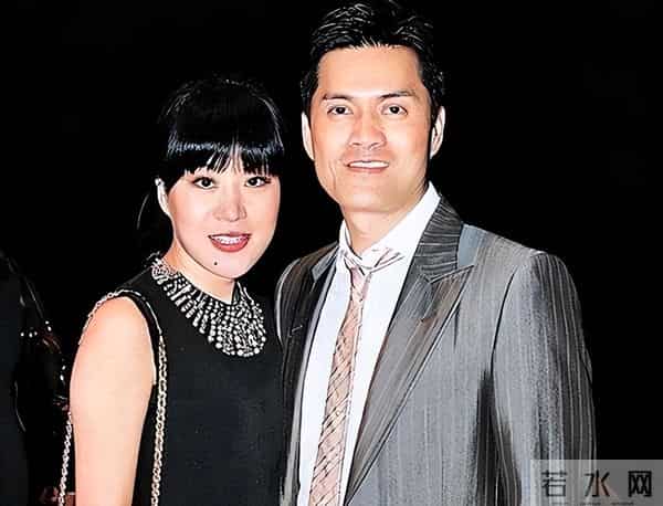 “贵州富婆”杨小娟：嫁三婚演员吕良伟，婚后生一子，幸福美满