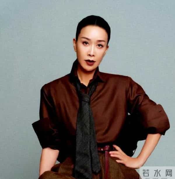 出轨风波真相大白仅2个月，那英近况曝出，事实证明马伊琍没说谎